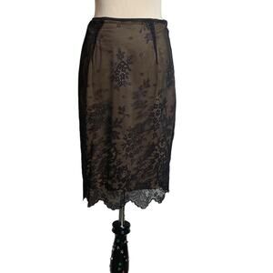 Hourglass black floral mesh lined pencil skirt size M